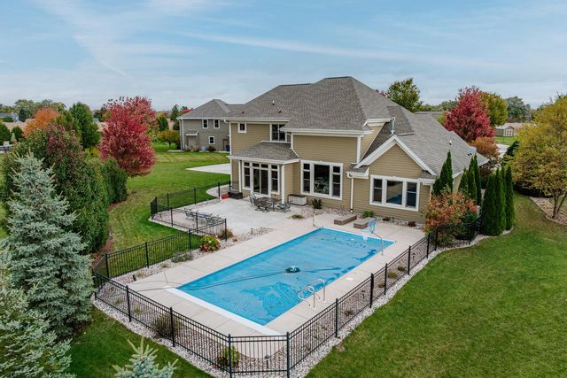 1005 E Oak COURT, Oak Creek, WI 53154