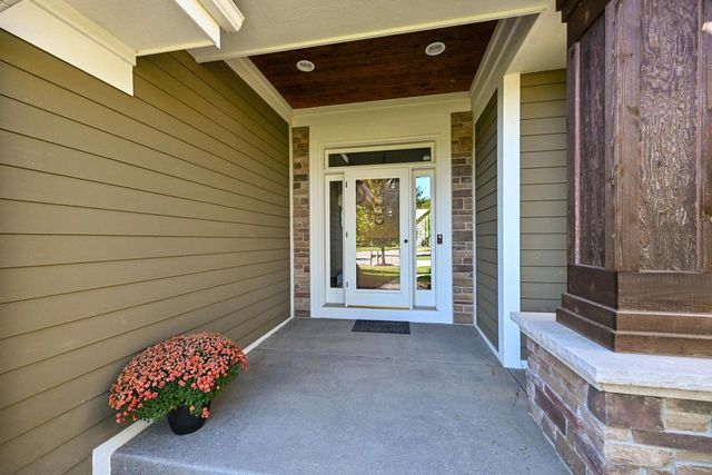 1005 E Oak COURT, Oak Creek, WI 53154