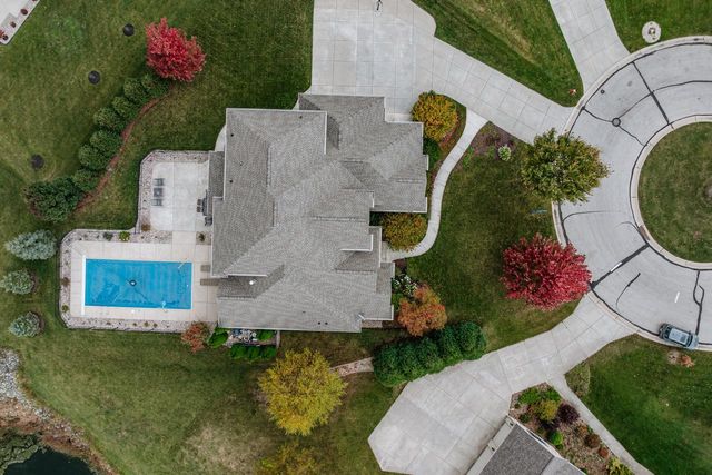 1005 E Oak COURT, Oak Creek, WI 53154