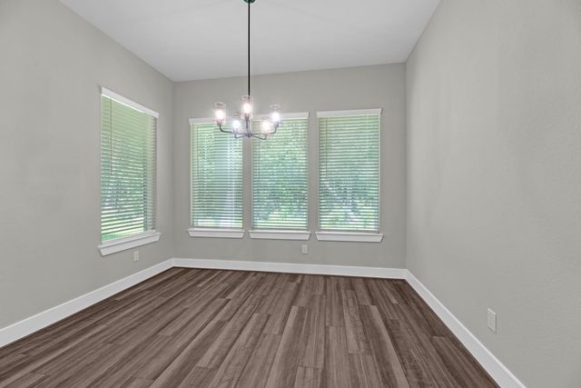 1515 Northern Dr, Dayton, TX 77535