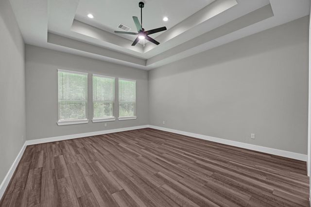 1515 Northern Dr, Dayton, TX 77535