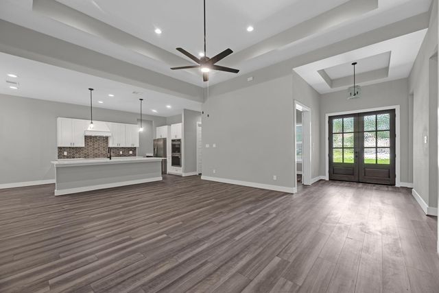 1515 Northern Dr, Dayton, TX 77535