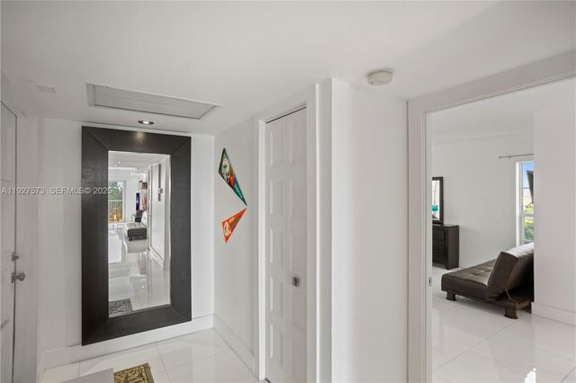 3050 N Palm Aire Dr 710, Pompano Beach, FL 33069