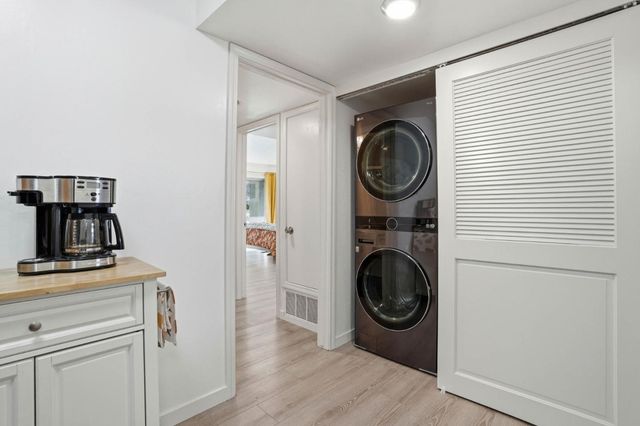 675 Sharon Park Drive 144, Menlo Park, CA 94025