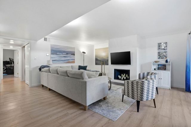 675 Sharon Park Drive 144, Menlo Park, CA 94025