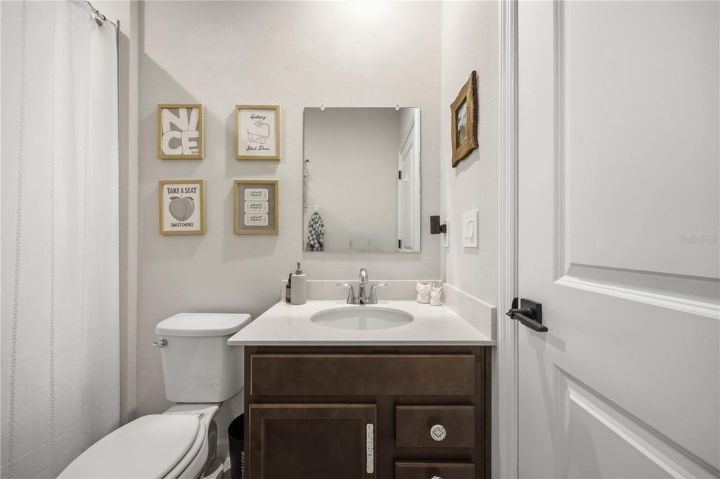 Image 14 of property listing at 822 170TH COURT E, Bradenton, FL 34212