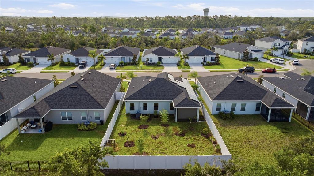 Image 41 of property listing at 822 170TH COURT E, Bradenton, FL 34212