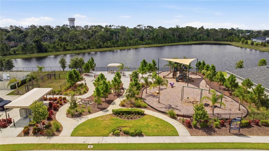 Image 51 of property listing at 822 170TH COURT E, Bradenton, FL 34212