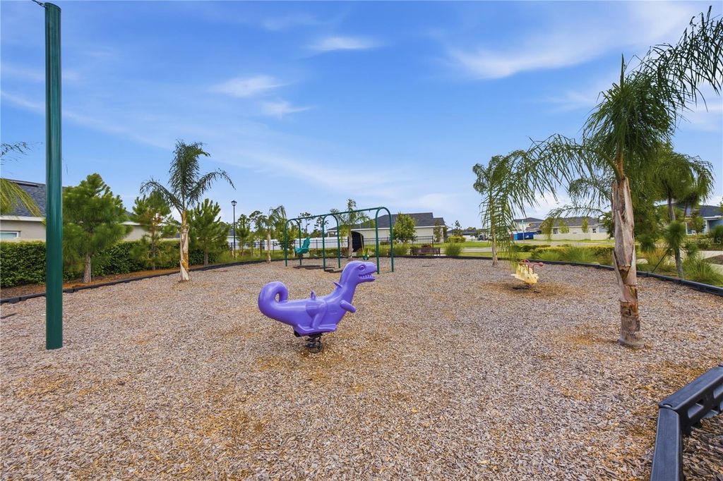 Image 57 of property listing at 822 170TH COURT E, Bradenton, FL 34212