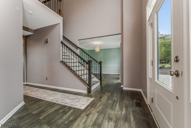 209 Kuhl Rd, Raritan Twp., NJ 08822
