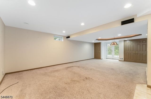 209 Kuhl Rd, Raritan Twp., NJ 08822