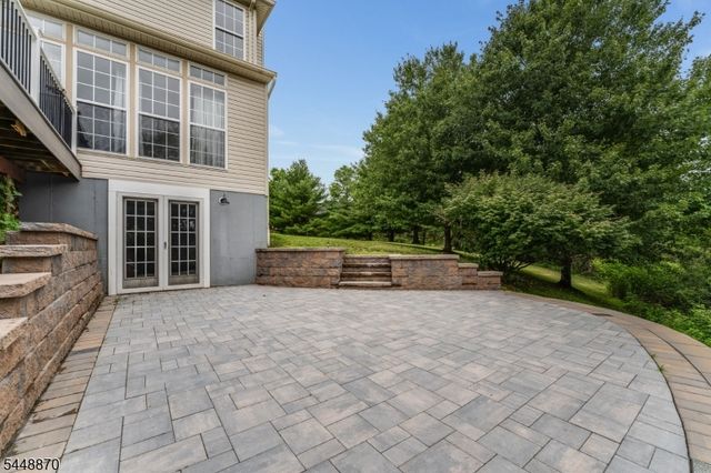 209 Kuhl Rd, Raritan Twp., NJ 08822