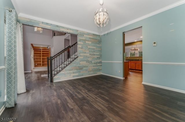 209 Kuhl Rd, Raritan Twp., NJ 08822