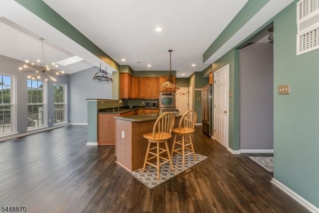 209 Kuhl Rd, Raritan Twp., NJ 08822