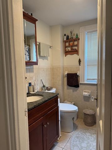 12 Joseph 2, Medford, MA 02155
