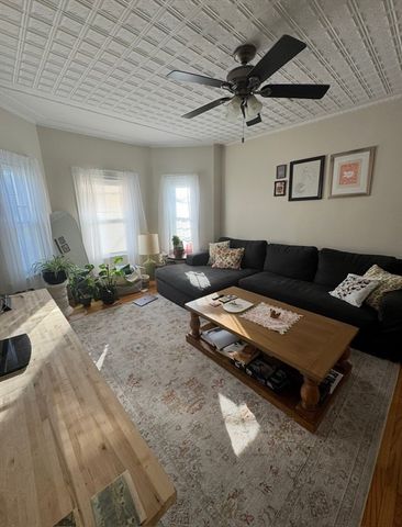 12 Joseph 2, Medford, MA 02155