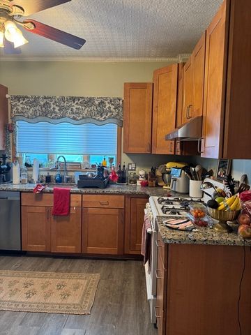 12 Joseph 2, Medford, MA 02155