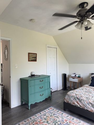 12 Joseph 2, Medford, MA 02155
