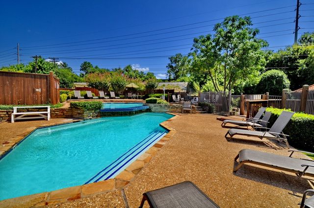 2610 Lakehill Lane 17C, Carrollton, TX 75006