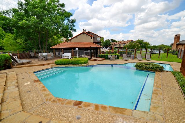 2610 Lakehill Lane 17C, Carrollton, TX 75006