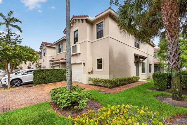 1023 NW 33RD Court, Pompano Beach, FL 33064