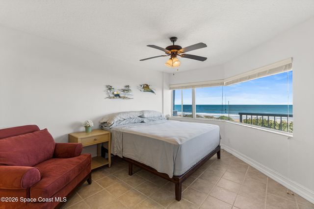 3031 S Atlantic Avenue 202, Cocoa Beach, FL 32931