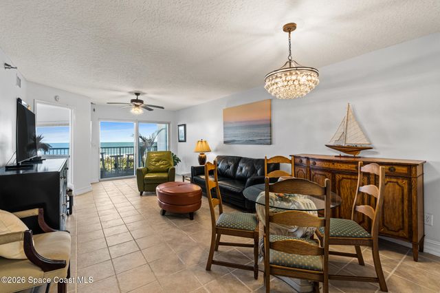 3031 S Atlantic Avenue 202, Cocoa Beach, FL 32931