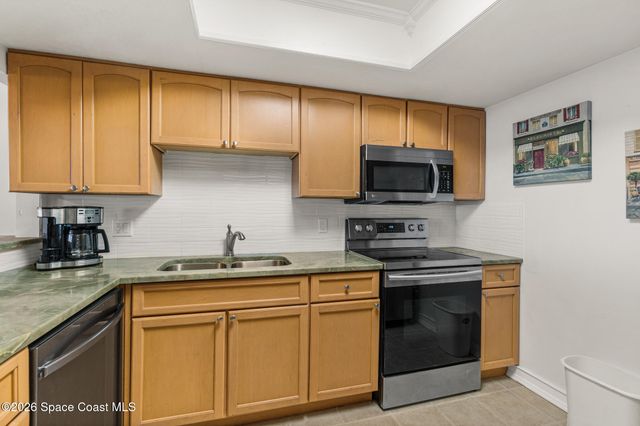 3031 S Atlantic Avenue 202, Cocoa Beach, FL 32931