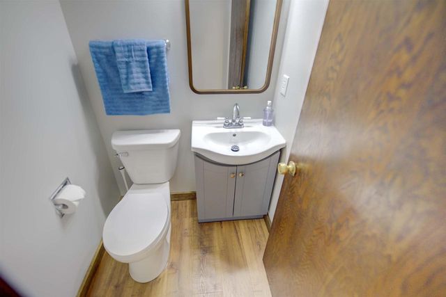 760 KENSINGTON ROAD, Neenah, WI 54956