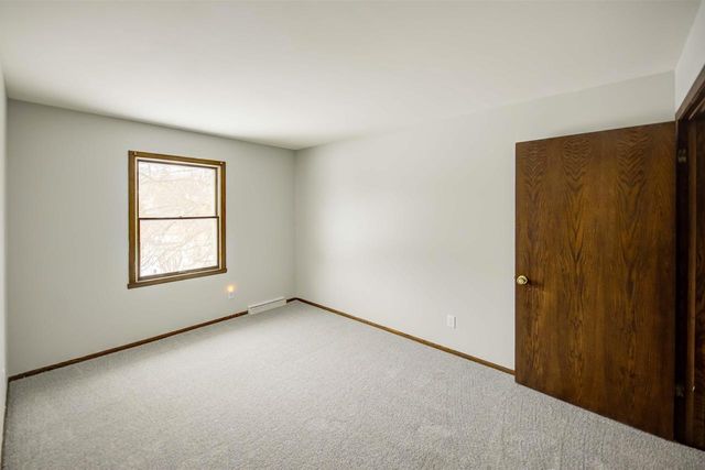 760 KENSINGTON ROAD, Neenah, WI 54956