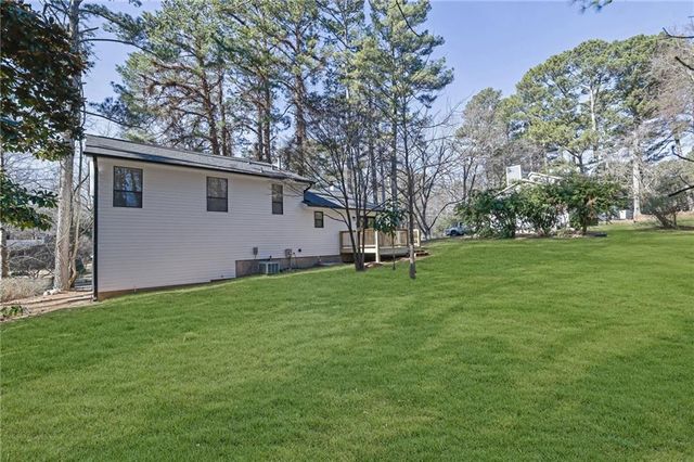 1334 Wood Park NW Drive, Kennesaw, GA 30152