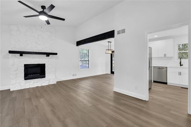 1334 Wood Park NW Drive, Kennesaw, GA 30152