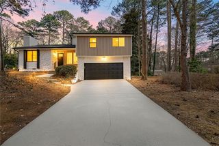 1334 Wood Park NW Drive, Kennesaw, GA 30152