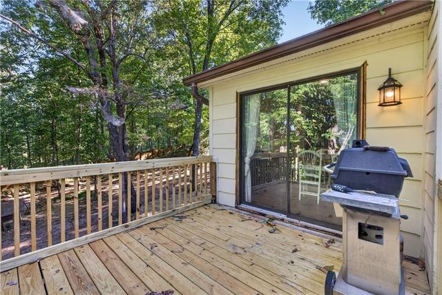 299 Washboard Road, Cleveland, GA 30528