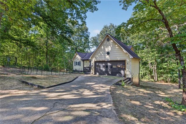 299 Washboard Road, Cleveland, GA 30528