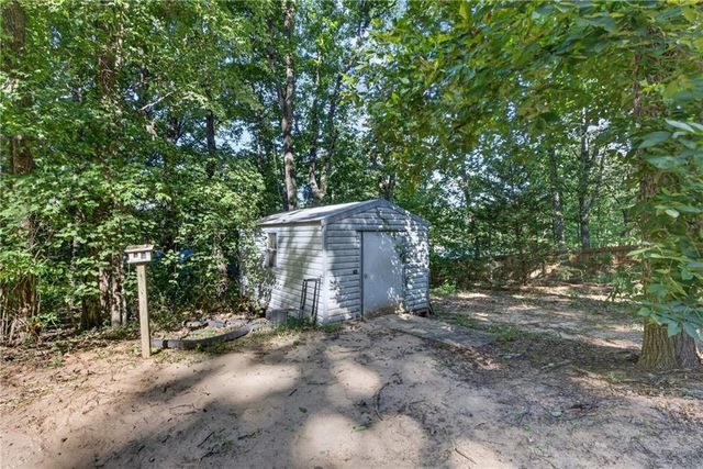 299 Washboard Road, Cleveland, GA 30528