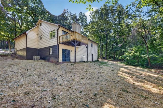 299 Washboard Road, Cleveland, GA 30528
