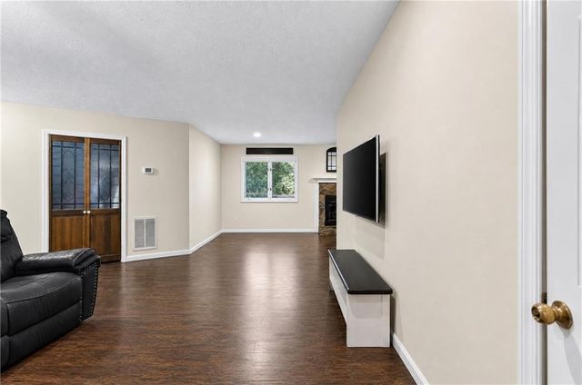 299 Washboard Road, Cleveland, GA 30528