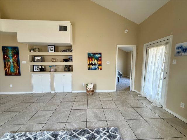 15318 Cruiser St A & B, Corpus Christi, TX 78418
