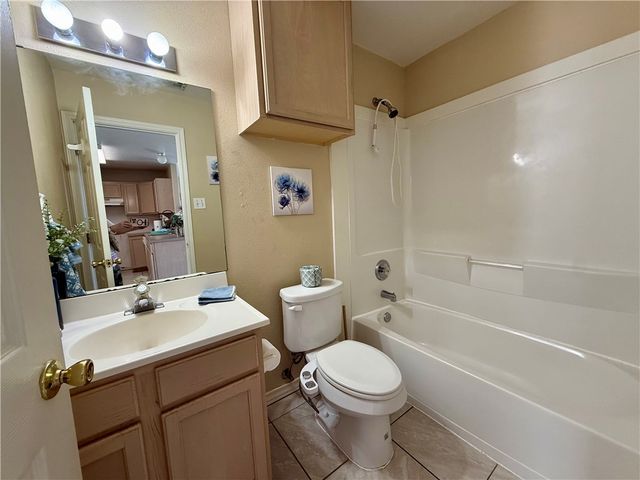 15318 Cruiser St A & B, Corpus Christi, TX 78418