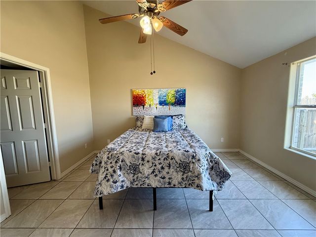 15318 Cruiser St A & B, Corpus Christi, TX 78418