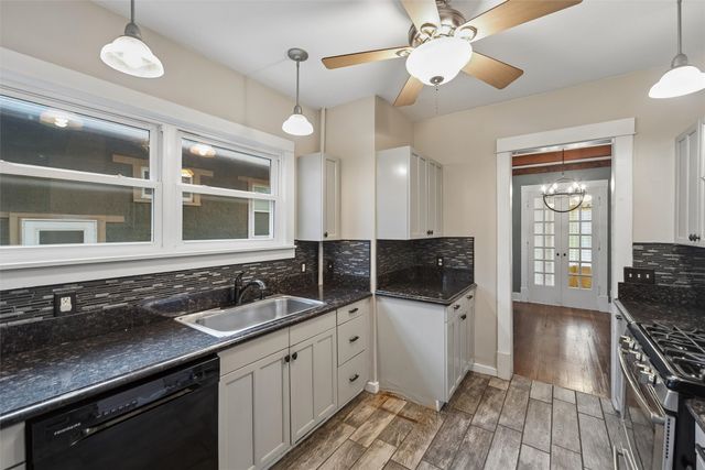 746 31st Street, Des Moines, IA 50312