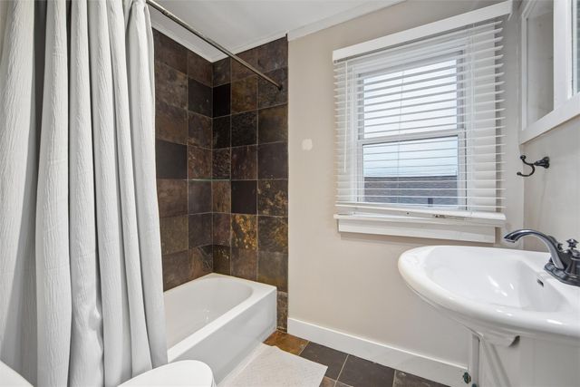 746 31st Street, Des Moines, IA 50312