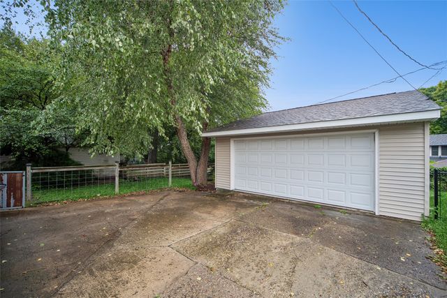 746 31st Street, Des Moines, IA 50312