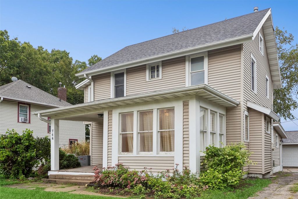 746 31st Street, Des Moines, IA 50312
