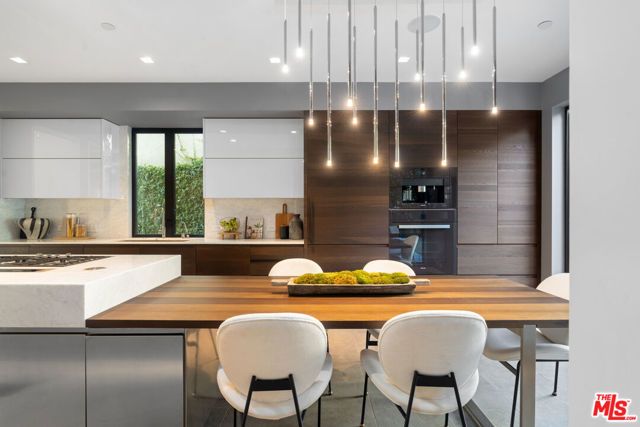 1146 Sierra Alta Way, Los Angeles, CA 90069