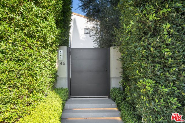 1146 Sierra Alta Way, Los Angeles, CA 90069