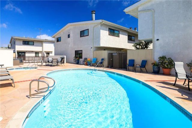 2615 RUHLAND Avenue 15, Redondo Beach, CA 90278