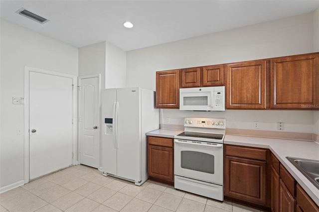 10131 HAVERHILL RIDGE DRIVE 10131, Riverview, FL 33578