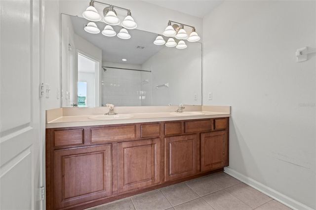 10131 HAVERHILL RIDGE DRIVE 10131, Riverview, FL 33578